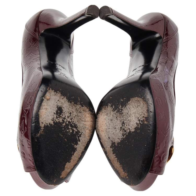Pre Owned Louis Vuitton Burgundy Monogram Patent Leather Chain Detail Peep Toe Platform Pumps Size 40
