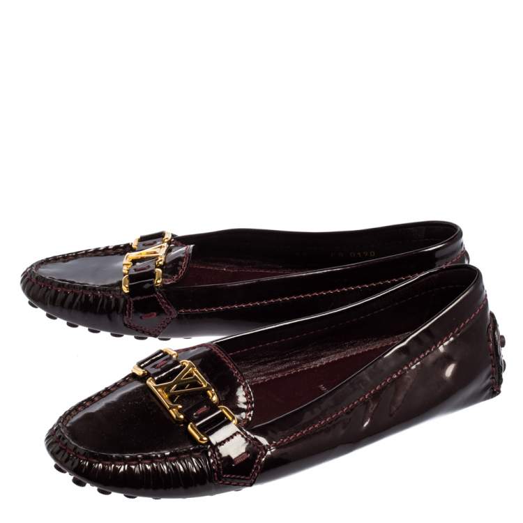 Pre Owned Louis Vuitton Burgundy Patent Leather Slip On Loafers Size 37