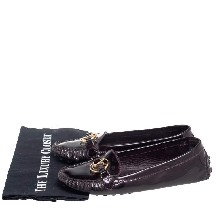 Pre Owned Louis Vuitton Burgundy Patent Leather Dauphine Loafers Size 40.5
