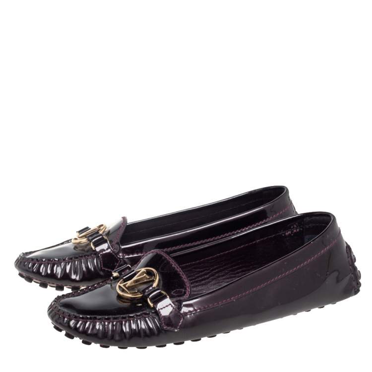 Pre Owned Louis Vuitton Burgundy Patent Leather Dauphine Loafers Size 40.5