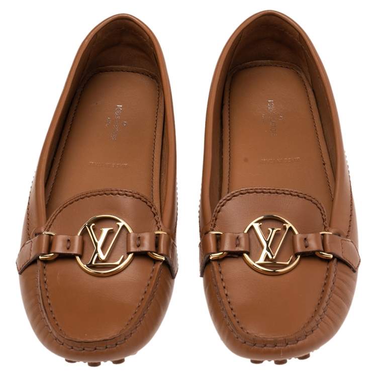 مملوكة مسبقًا Louis Vuitton Brown Leather Dauphine Loafers Size 37.5