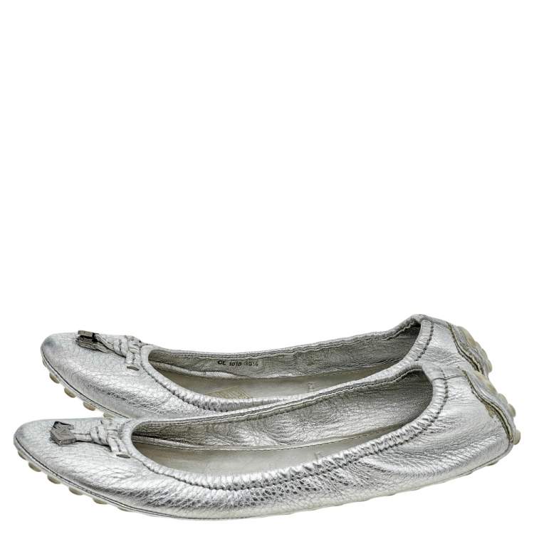 Pre Owned Louis Vuitton Silver Leather Bow Ballerina Flats Size 39.5