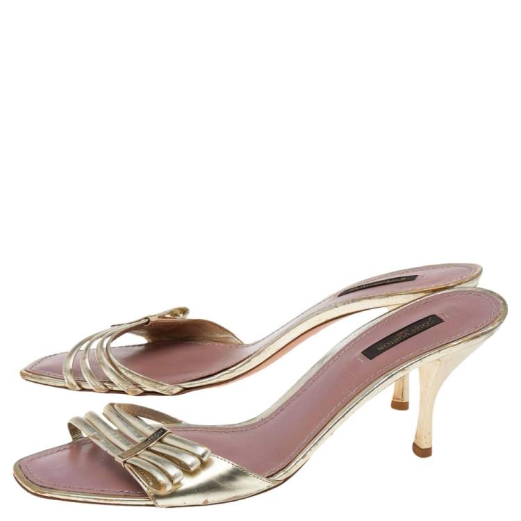 Pre Owned Louis Vuitton Gold Leather Open Toe Slide Sandals Size 40