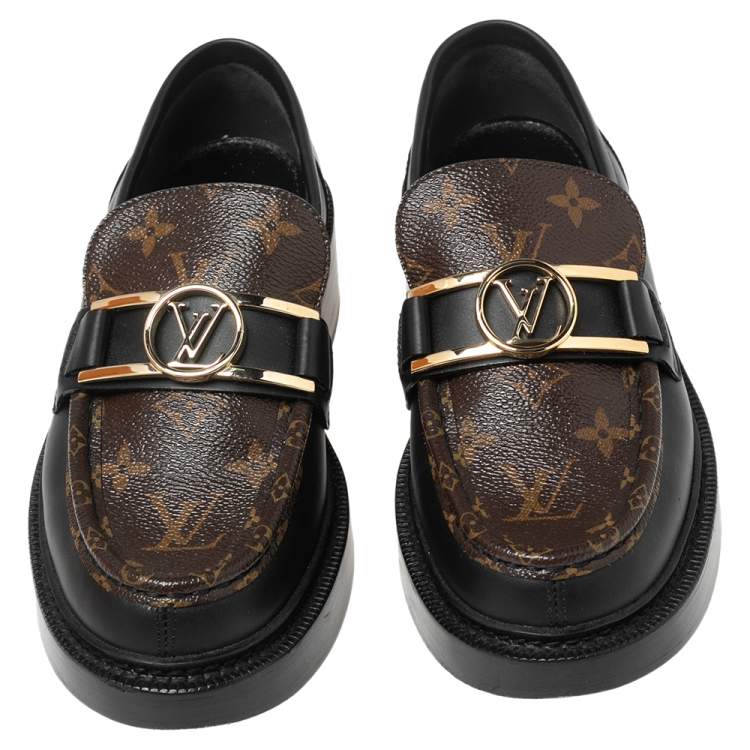 Pre Owned Louis Vuitton Black Leather and Monogram Canvas Academy Loafers Size 38.5