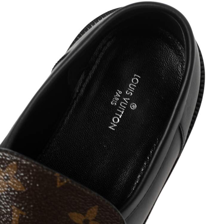 Pre Owned Louis Vuitton Black Leather and Monogram Canvas Academy Loafers Size 38.5