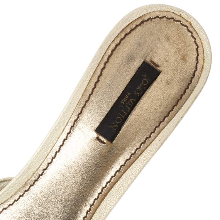 Pre Owned Louis Vuitton Cream Leather Buckle and Whip Stitch Detail Slide Sandals Size 41