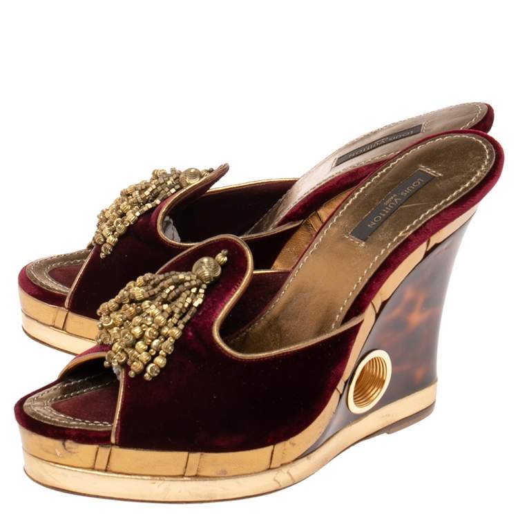 Pre Owned Louis Vuitton Dark Plum Velvet Tassel Open-Toe Platform Wedge Sandals Size 38