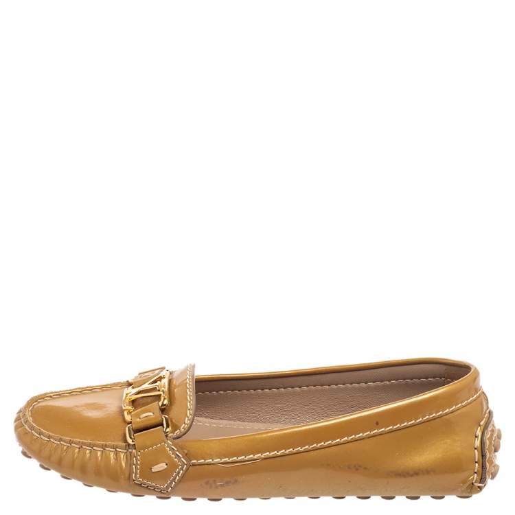 Ladies Louis Vuitton Loafers