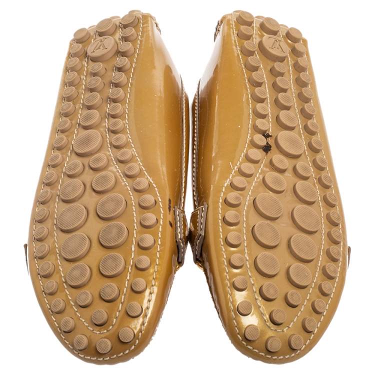 Pre Owned Louis Vuitton Olive Green Patent Leather Logo Loafers Size 36