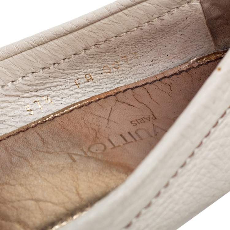 Pre Owned Louis Vuitton Cream Leather Monte Carlo Loafers Size 37.5