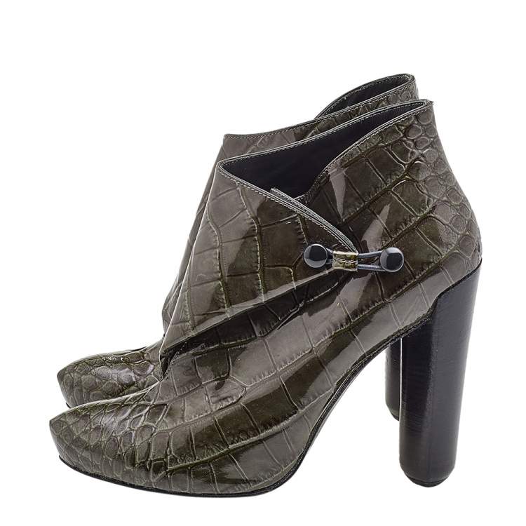 Pre Owned Louis Vuitton Olive Green Croc Embossed Patent Leather Ankle Booties Size 37.5