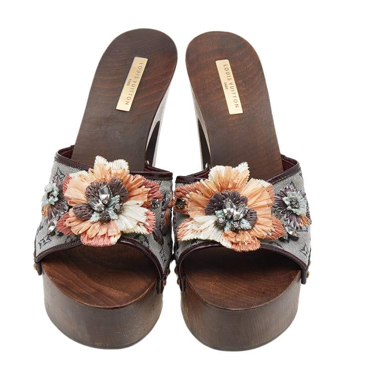 Pre Owned Louis Vuitton Grey/Burgundy Monogram Mini Lin And Patent Leather Raffia Flower Platform Clog Sandals Size 40