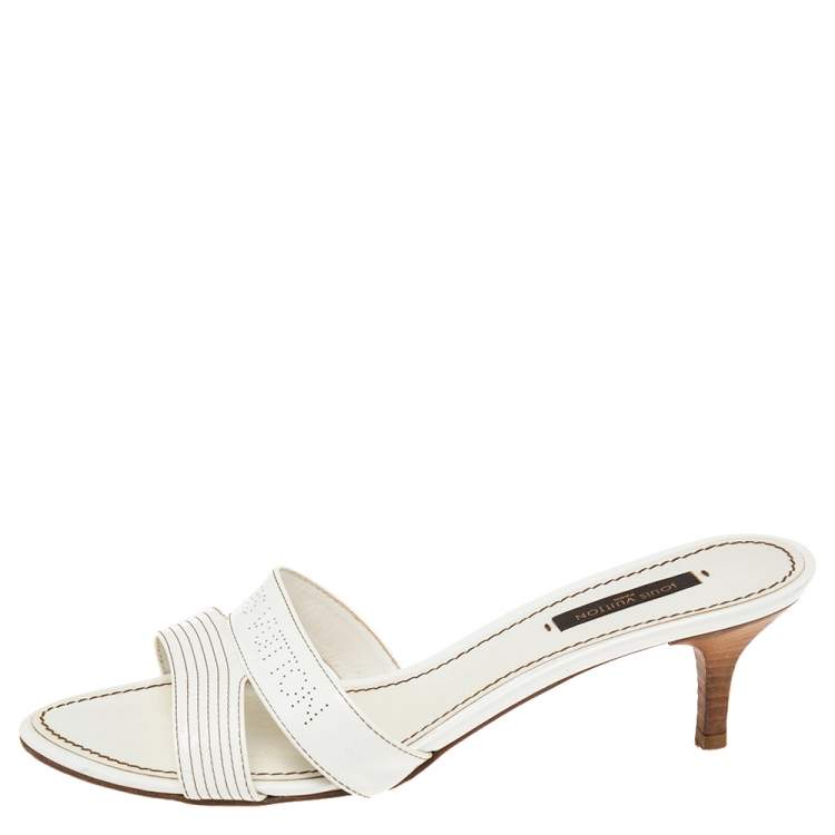 Louis Vuitton White Patent Leather Sunbath Flower Slide Sandals Size 38