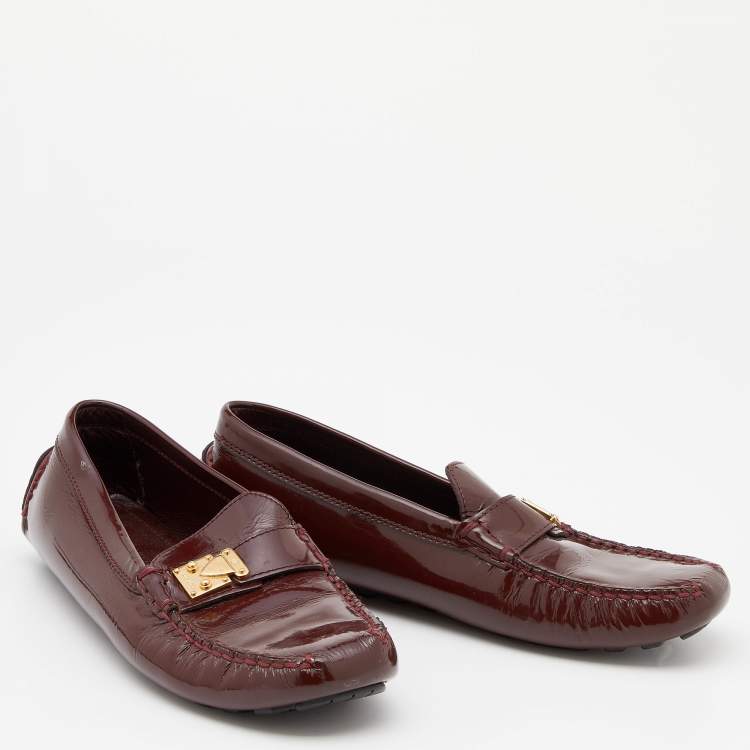 Pre Owned Louis Vuitton Burgundy Patent Leather Slip On Loafers Size 37.5