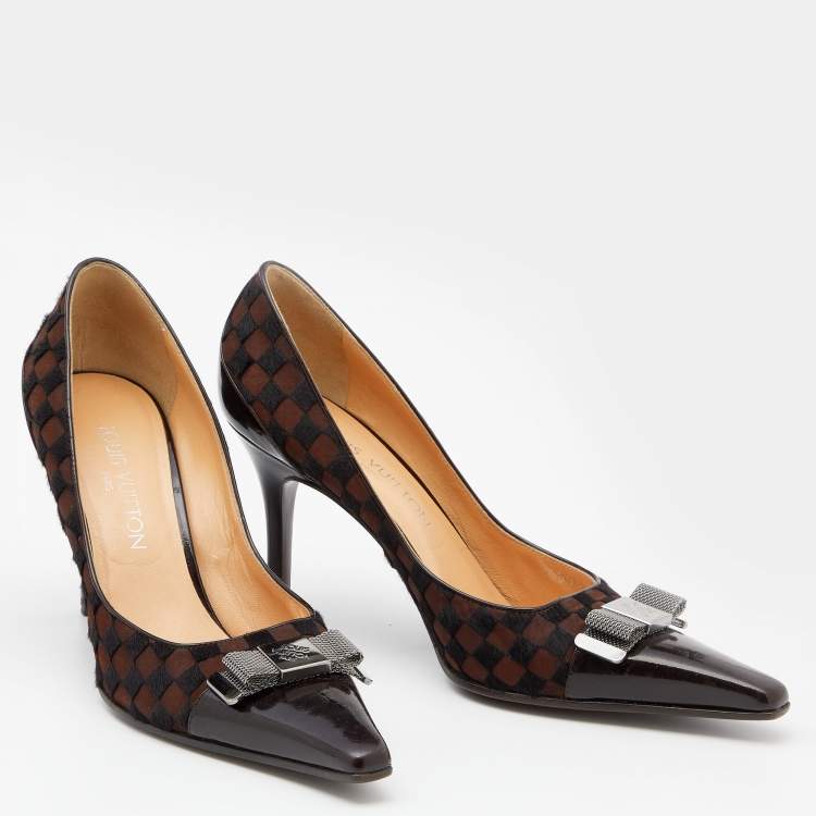 Pre Owned Louis Vuitton Brown Patent Leather And Pony Hair Metal Bow Cap Toe Pumps Size 39