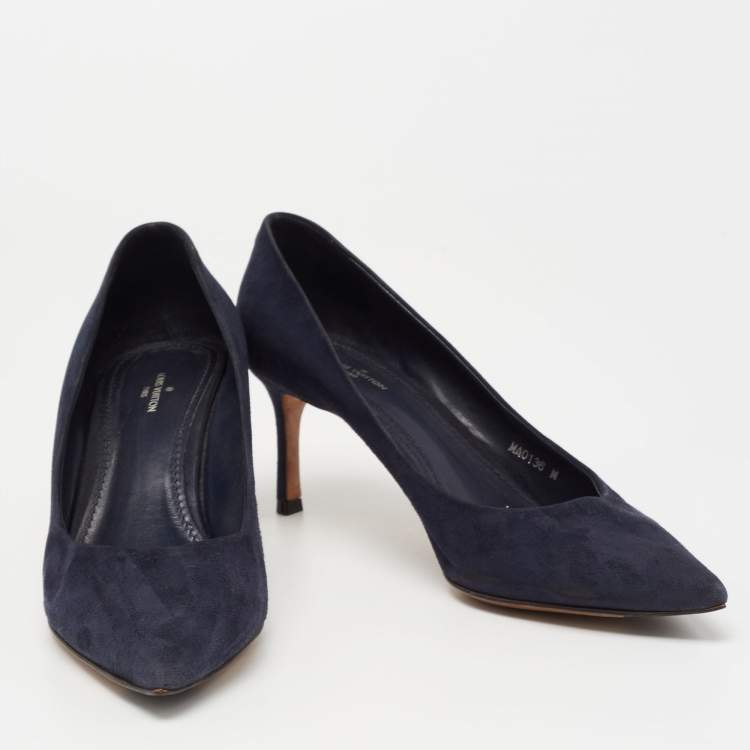 Pre Owned Louis Vuitton Navy Blue Suede Pointed Toe Pumps Size 39