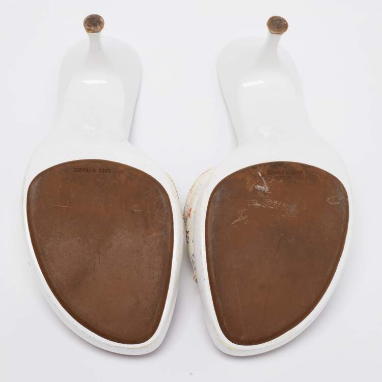 Pre Owned Louis Vuitton White Monogram Canvas Slide Sandals Size 40.5