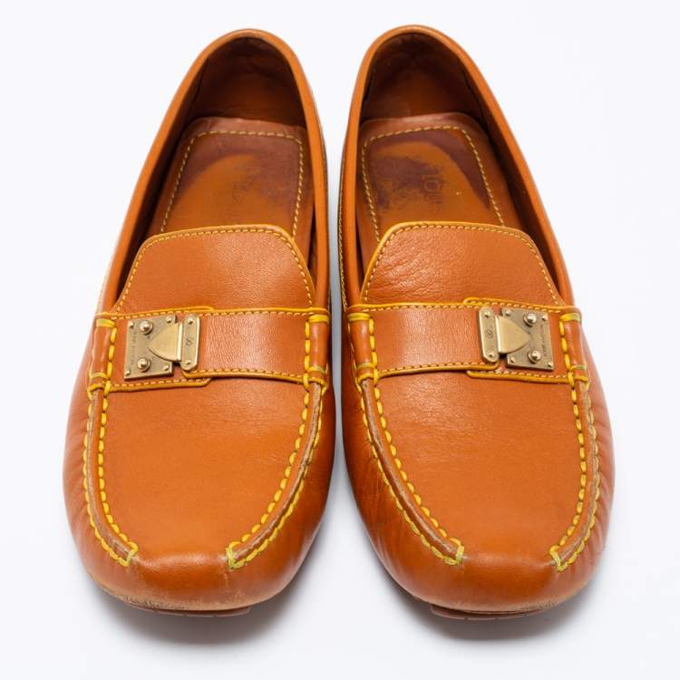 Pre Owned Louis Vuitton Tan Leather Lombok Loafers Size 37