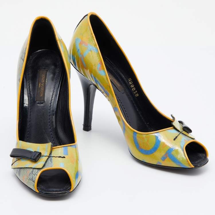 مملوكة مسبقًا Louis Vuitton Yellow Monogram Coated Denim Richard Prince Flash Pulp Peep-Toe Pumps Size 36