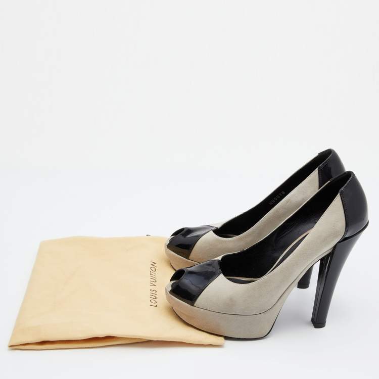 Pre Owned Louis Vuitton Grey/Black Suede And Patent Leather Peep Toe Platform Pumps Size 37
