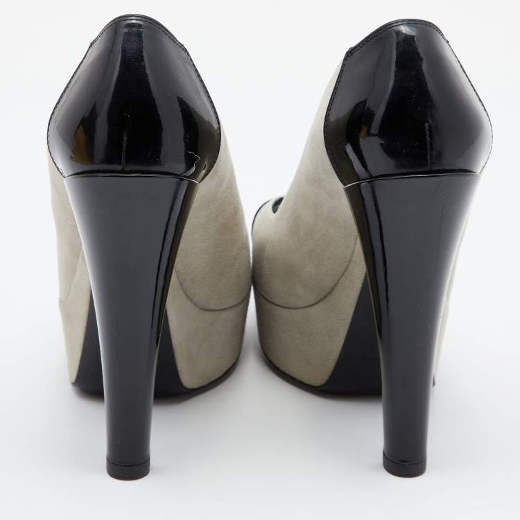 Pre Owned Louis Vuitton Grey/Black Suede And Patent Leather Peep Toe Platform Pumps Size 37