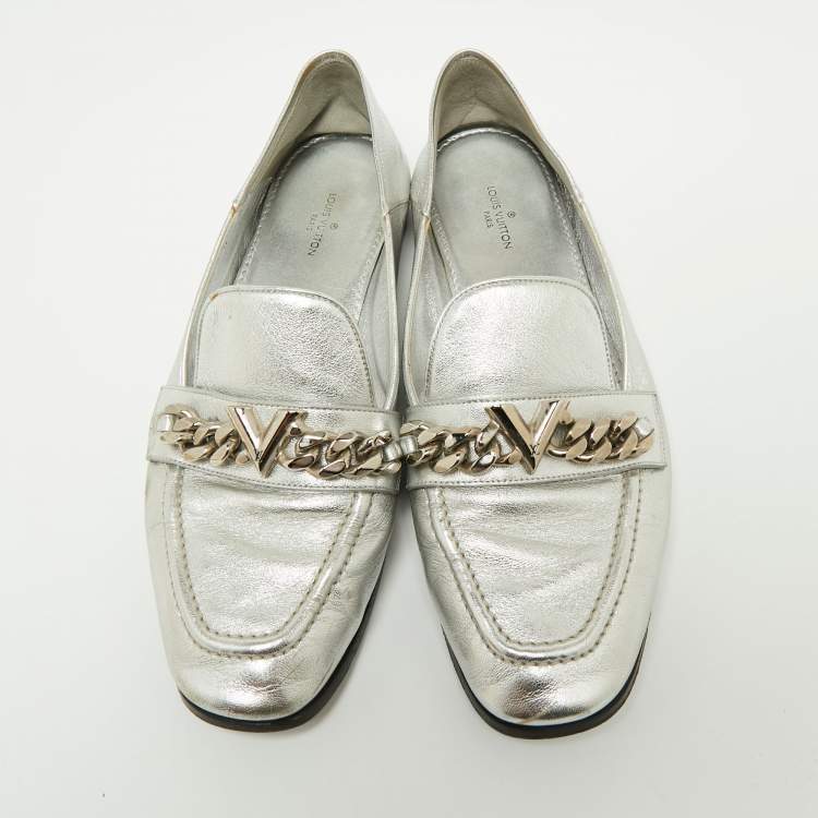 Pre Owned Louis Vuitton Silver Leather V Chain Embellished Loafers Size 38.5