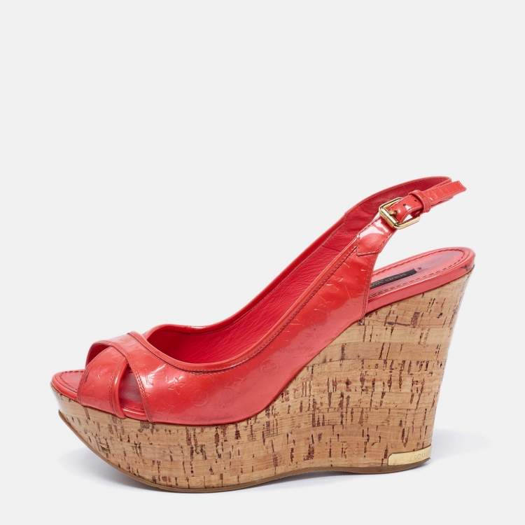 Pre Owned Louis Vuitton Rouge Grenadine Vernis Leather Pantheon Wedge Sandals Size 40.5