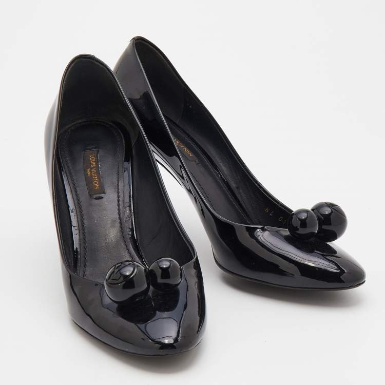 Pre Owned Louis Vuitton Black Patent Leather Ball Pumps Size 40