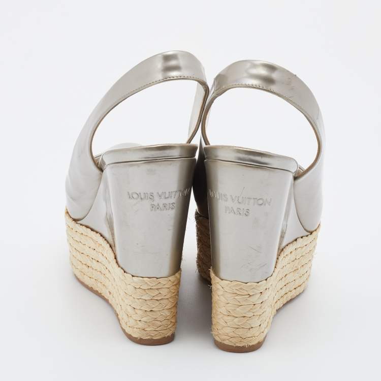 Pre Owned Louis Vuitton Grey Patent Leather Lagoon Espadrilles Platform Wedge Slingback Sandals Size 39