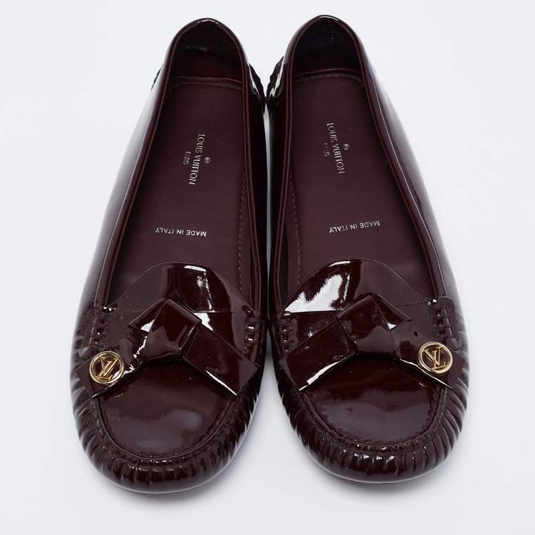 Pre Owned Louis Vuitton Burgundy Patent Leather Parklane Slip On Loafers Size 36