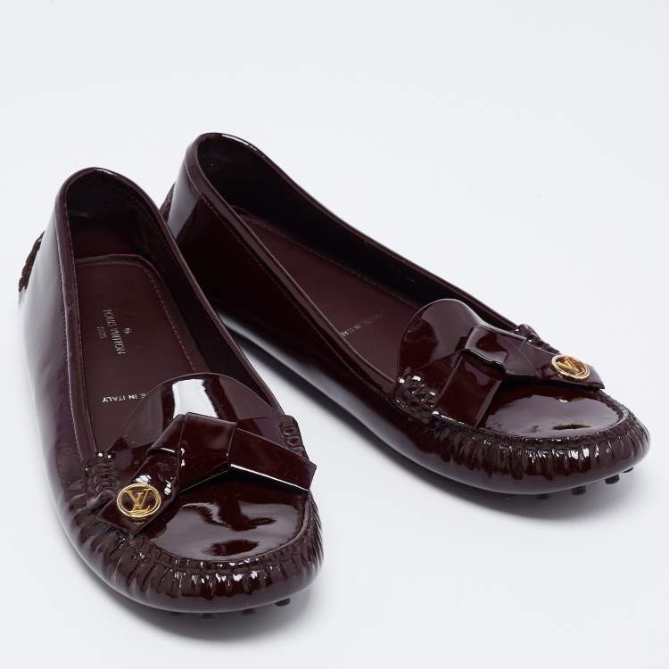 Pre Owned Louis Vuitton Burgundy Patent Leather Parklane Slip On Loafers Size 36