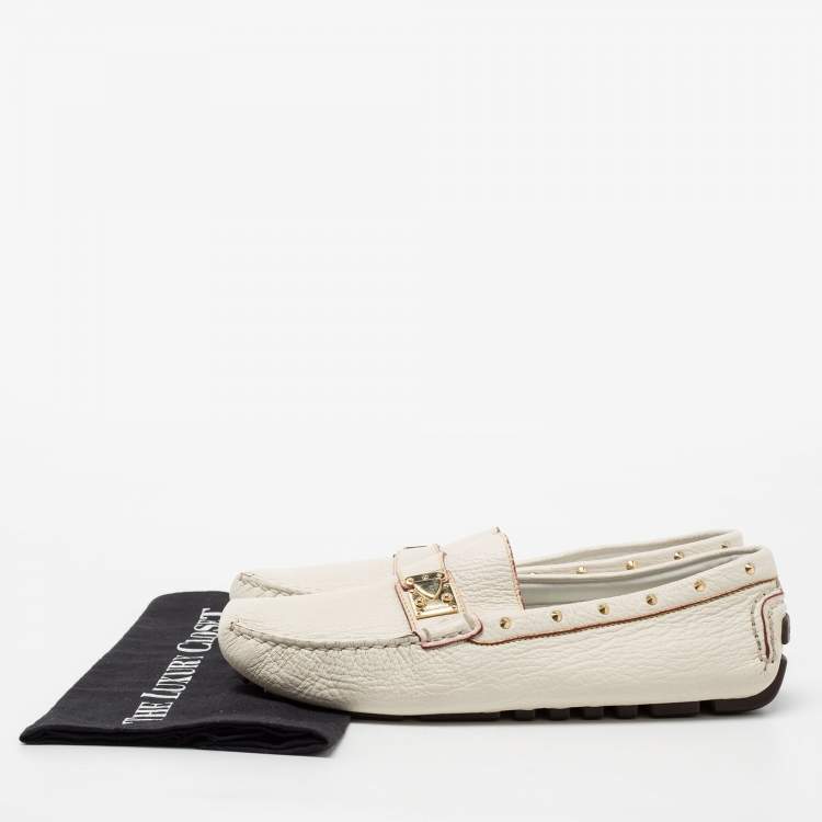 Pre Owned Louis Vuitton Off White Leather S Lock Slip On Loafers Size 40.5