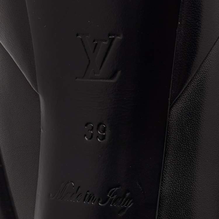 Pre Owned Louis Vuitton Black/Navy Blue Leather Peep Toe Platform Lace Up Booties Size 39