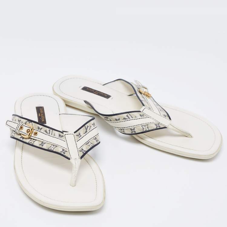 Pre Owned Louis Vuitton White Monogram Canvas And Leather Thong Flats Size 38.5