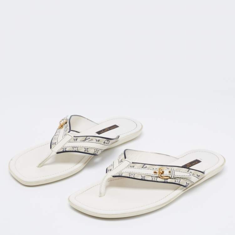 Pre Owned Louis Vuitton White Monogram Canvas And Leather Thong Flats Size 38.5