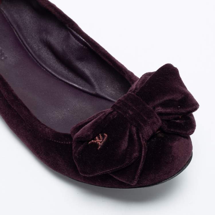 Pre Owned Louis Vuitton Plum Velvet Bow Scrunch Ballet Flats Size 36
