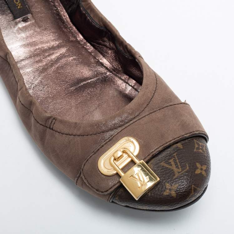 Pre Owned Louis Vuitton Brown Leather And Monogram Canvas Ballet Flats Size 37.5