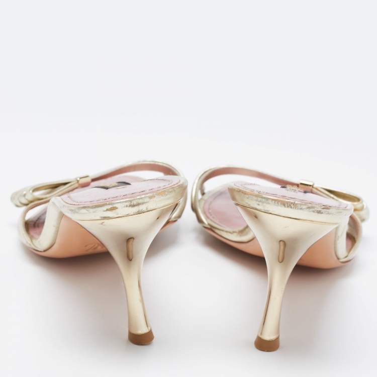 Pre Owned Louis Vuitton Gold Leather Slide Sandals Size 38