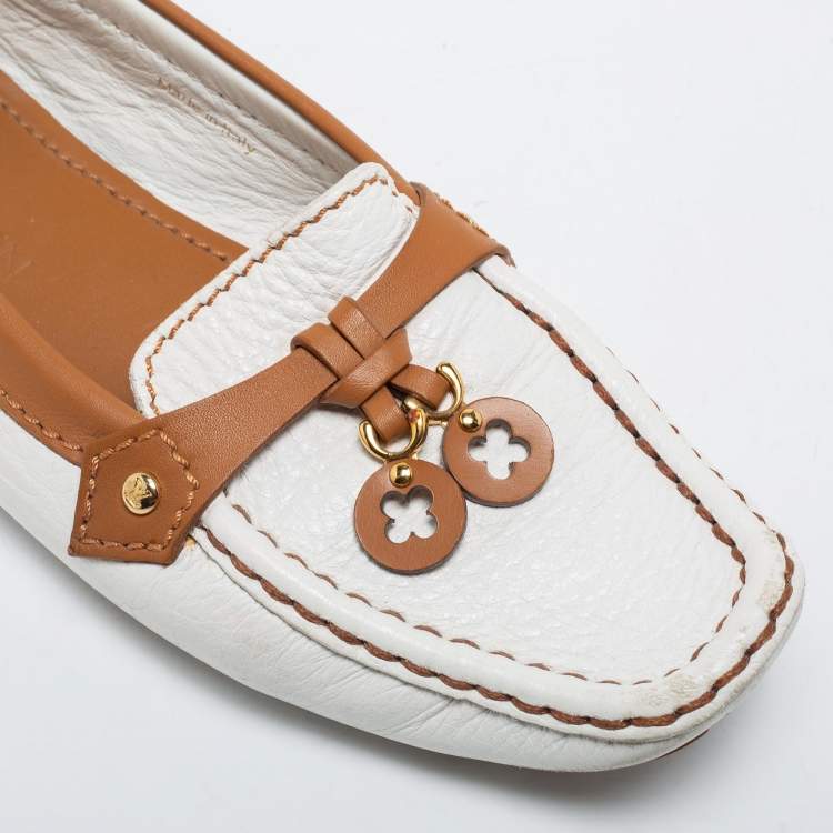 Pre Owned Louis Vuitton White/Brown Leather Slip On Loafers  Size 37