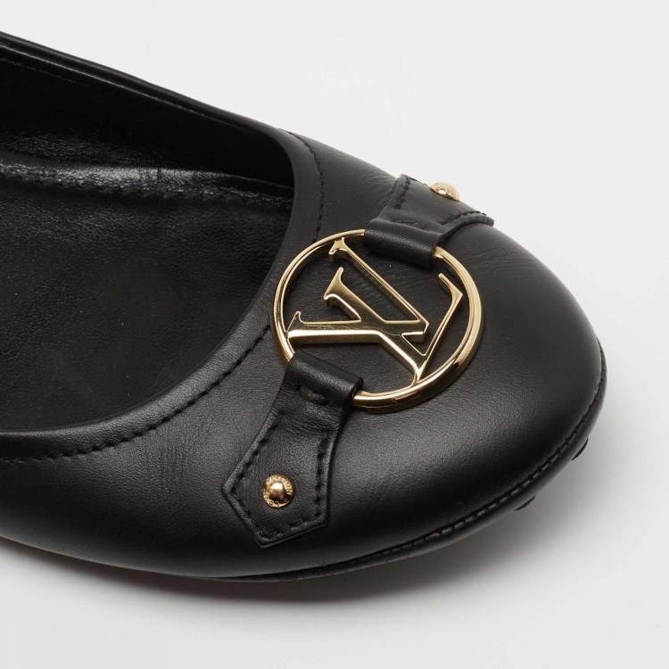 Pre Owned Louis Vuitton Black Leather Dauphine Flats Size 38