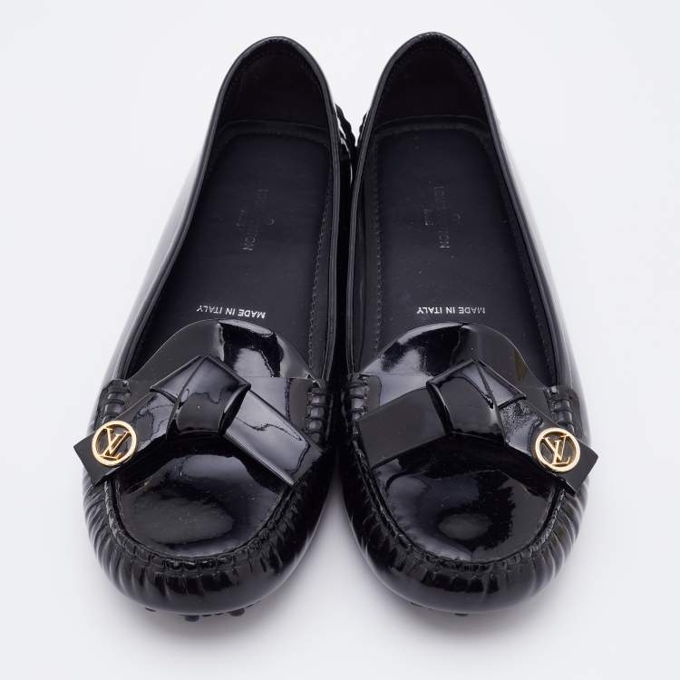 Pre Owned Louis Vuitton Black Patent Leather Slip On Loafers Size 35