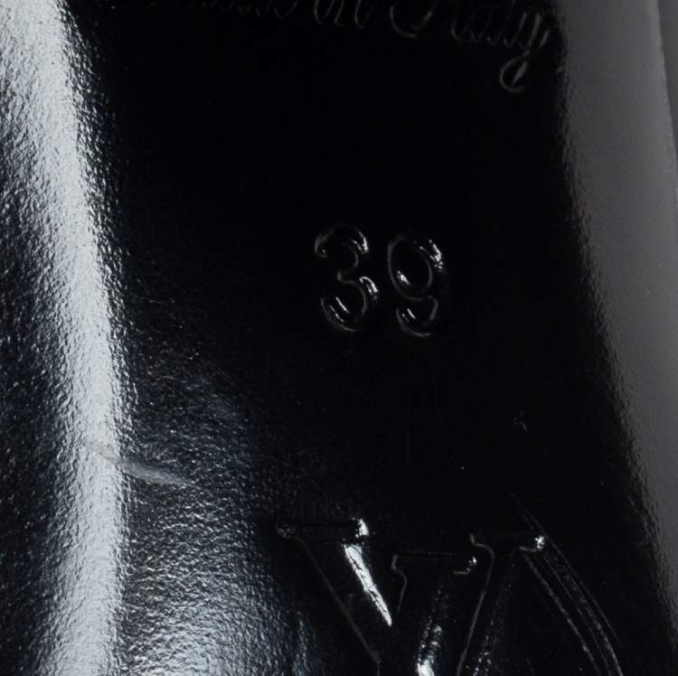 Pre Owned Louis Vuitton Black Patent Leather Madeleine  Pumps Size 39