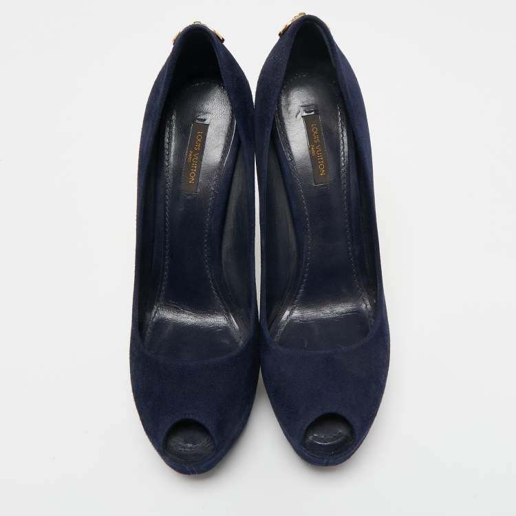Pre Owned Louis Vuitton Blue Suede Oh Really! Pumps Size 38.5