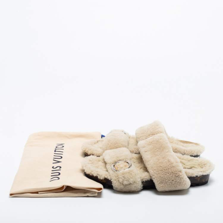 Pre Owned Louis Vuitton Beige Shearling Fur Flat Slides Size 39