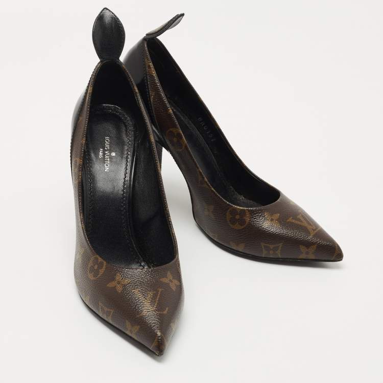 Pre Owned Louis Vuitton Black Leather and Monogram Canvas Rodeo Queen Pumps Size 37.5