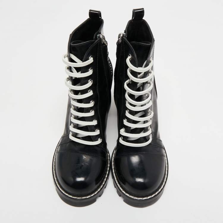 Pre Owned Louis Vuitton Black leather Star Trail Ankle Boots Size 38.5