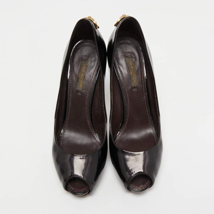 مملوكة مسبقًا Louis Vuitton Burgundy Patent Leather Oh Really! Pumps Size 35