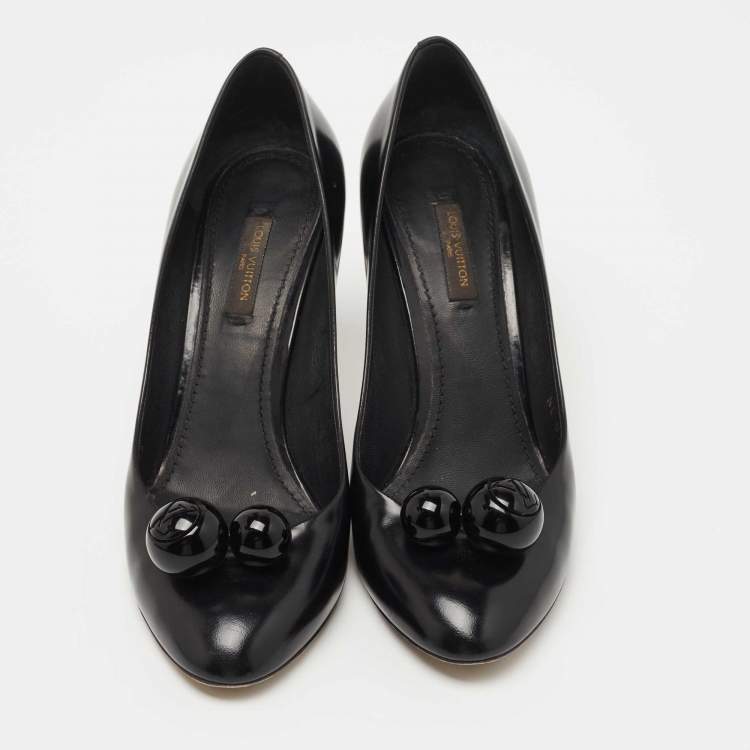 Pre Owned Louis Vuitton Black Leather Ball Pumps Size 38