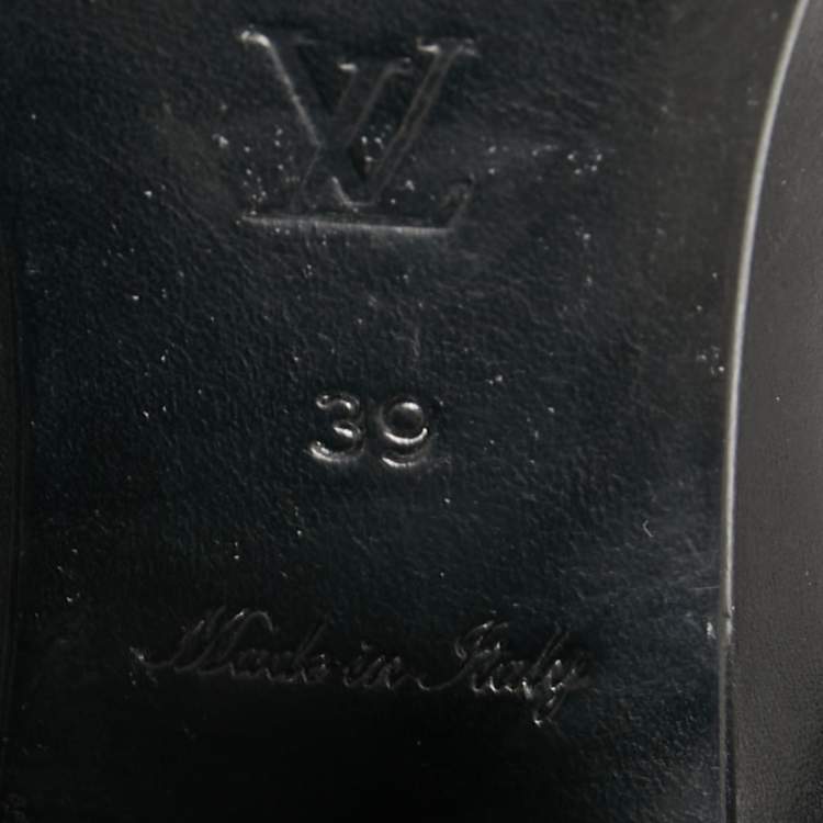 Pre Owned Louis Vuitton Black Leather Ankle Boots Size 39