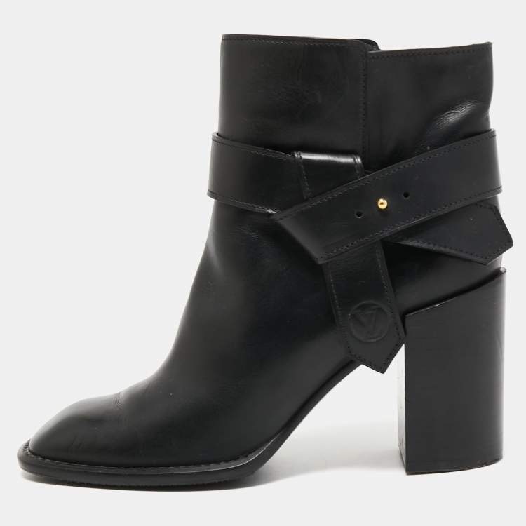 Pre Owned Louis Vuitton Black Leather Ankle Boots Size 39